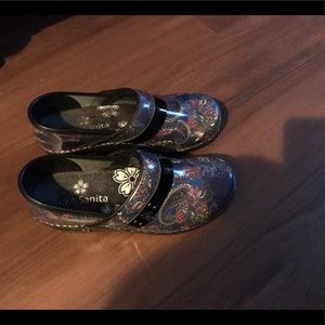 Sanita shoes